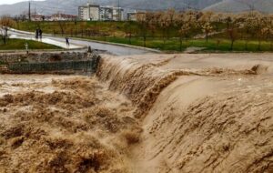 مواظب سیلاب باشید وزرات نیرو هم ستاد سیل زد ! خطر در کمین مناطق غرب و جنوب غربی