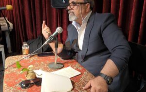 گزارشی از نشست ترانه سرایان شیراز در عصر ترانه به پیشواز بهار (+تصاویر )