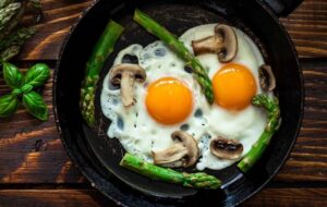 تخم‌ مرغ از اتهام بالا بردن کلسترول خون تبرئه شد