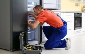 ۹ نشانه اصلی و مهم خراب شدن یخچال