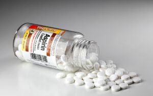 نقش استفاده طولانی مدت از آسپرین در پیشگیری از سرطان روده بزرگ