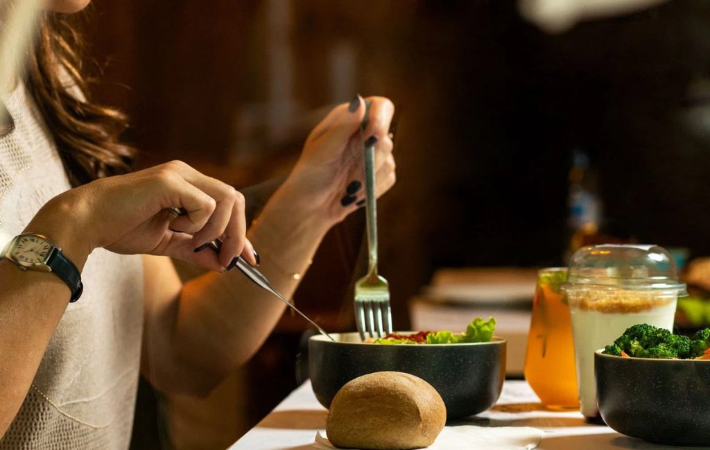 بهترین و بدترین صبحانه برای زخم معده 1