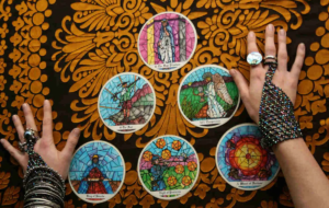 زن کازرونی توسط یک دعاکن ناشناس  ۲۴۰ میلیون تلکه شد