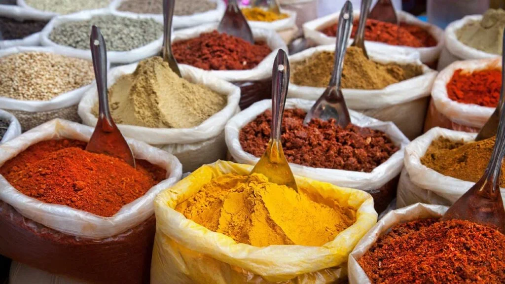 تهیه ادویه پلویی 1