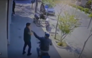 فیلم دوربین مداربسته سرقت موبایل که زد به کاهدون