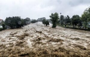 اعلام هشدار نارنجی هواشناسی از امروز تا روز چهارشنبه در ۲۸ استان کشو / هنگام سیل چکار کنیم؟