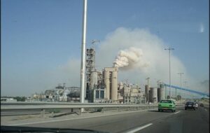 دردسر عجیب کارگر فنی یک شرکت بزرگ سیمان با دستورِ نماینده پیروز مجلس