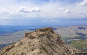 ببینید | مخفیگاه دختر یزدگرد سوم در کوههای سنگی و مرموز دالاهو