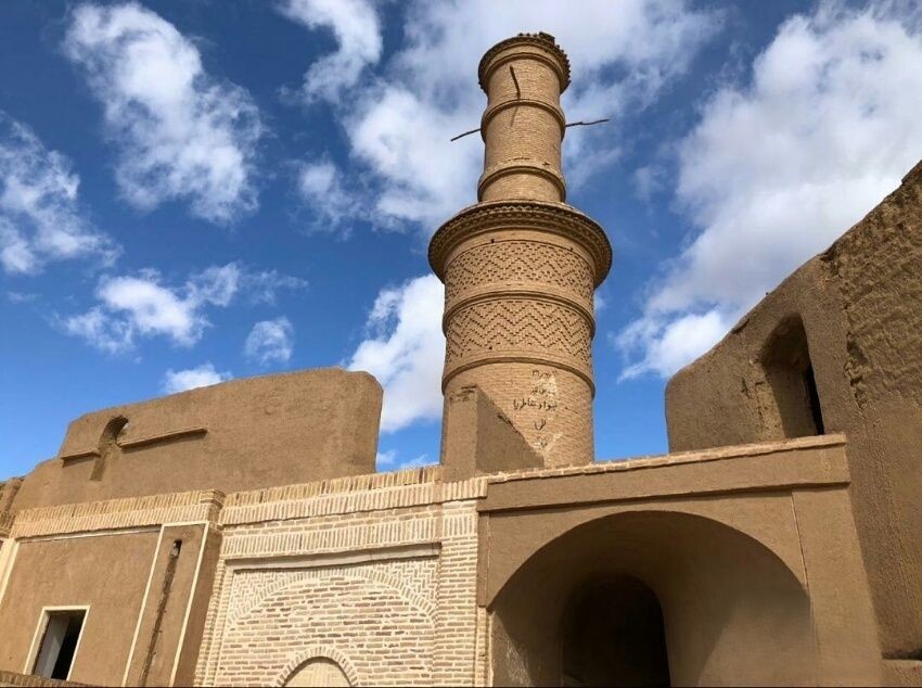 منارجنبان خرانق