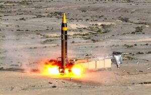 آنچه باید در باره موشک «بالستیک» و فرق آن با موشک کروز بدانید