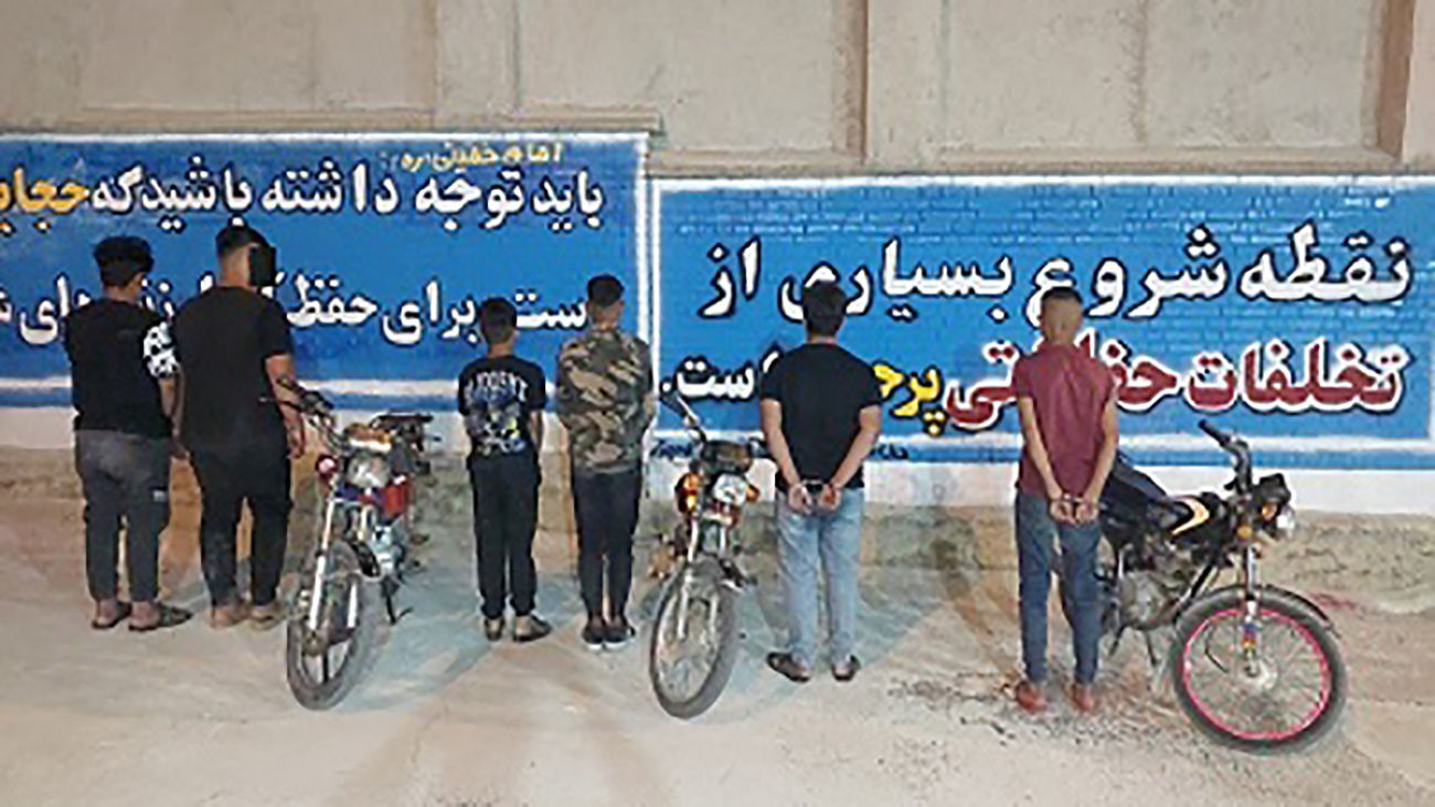 بازداشت عاملان سنگ پرانی به کامیون ها در کوه چنار / انگیزه شان چه بود؟