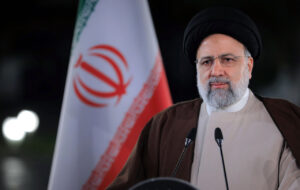 تصویر منتشرنشده‌ای از شهید رئیسی در ۲۰ سال پیش