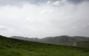 کشف حیرت انگیز یک گنج از داخل دو گور  ۵۰۰۰ ساله در ایران