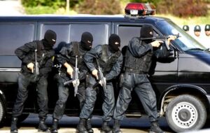 جزئیات گروگانگیری مرد ۵۶ ساله در یکی از محلات شیراز