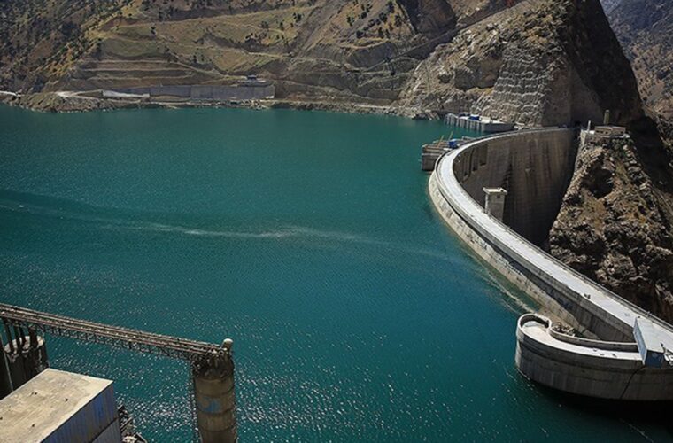 وضعیت ذخیره سدهای استان فارس با توجه به بارش‌های اخیر/مشکل کم آبی پابرجاست