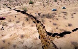 تاراج منابع آب زیرزمینی در ۳۰ استان عامل فرونشست باور نکردنی در کشور