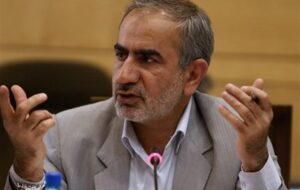 مدیران استان فارس که توان کار ندارند را سریعتر عزل کنید/وقت مردم را با این مدیران هدر ندهید