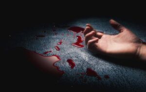 قتل فجیع یک جوان بی‌گناه در دعوا بین ۲ باند مواد مخدر