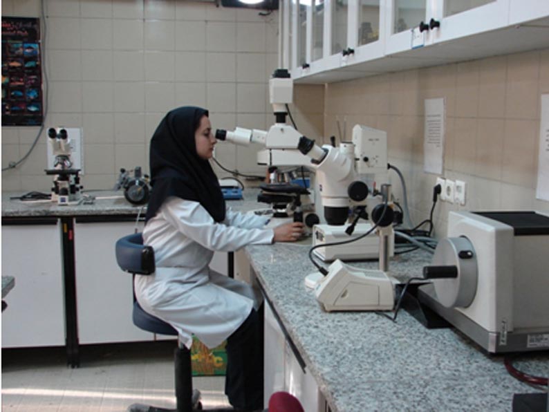 کارشماس آزمایشگاه