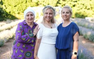 روش خاص ۳ زن برای پول درآوردن که براشون باید کف بزنیم