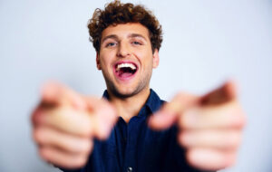 چگونه روحیه شاد و سر زنده ای داشته باشیم؟