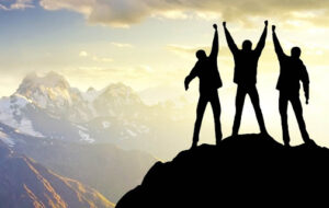 ۸ عادت غلطی که برای رسیدن به موفقیت باید از زندگی خود حذف کنید