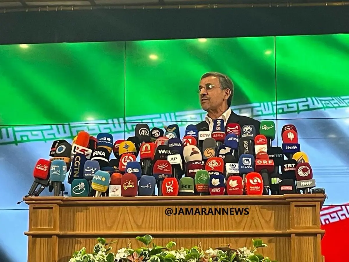 احمدی نژاد