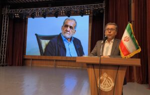 انصاری لاری : هر ایرانی ۸ تیرماه برای آزادی‌خواهی و عدالت‌طلبی یک بار دیگر پای صندوق رای حاضر می شود