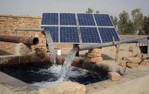 شرکت برق فارس: کشاورزان برای خودشان نیروگاه‌ خورشیدی بزنند