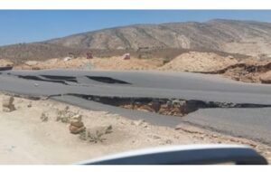 اظهار نظر جدید مدیر بحران شیراز درباره جاده سیاخ دارنگون: فرونشست نبود !