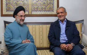 تصویر دیدار مسعود پزشکیان با سید محمد خاتمی/به پزشکیان رأی خواهم داد