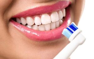 در این شرایط از مسواک زدن پرهیز کنید