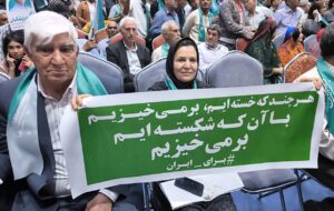 محبوبیت پزشکیان بین مردم بسیار کاهش یافته است/ برای بازسازی امید و اعتماد زمان زیادی ندارد