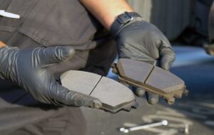 تولید و عرضه لنت تقلبی خودرو از لنت‌های مستعمل در شیراز(ویدئو)