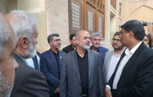 وزیر کشور دستور تخریب ساختمان مخابرات را داد/ دیوانخانه شیراز رها می شود