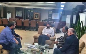 تاکید وزیر راه و شهرسازی بر آغاز عملیات اجرایی آزادراه شیراز_بوشهر