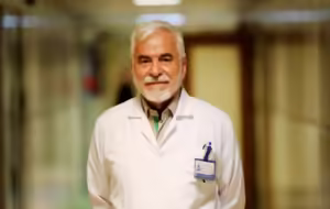 برخورد دکتر پزشکیان وزیر وقت بهداشت با کارمند نابینای بوشهری(+ویدئو)