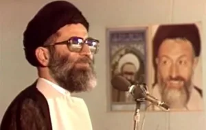 نگاه کنید | روضه خوانی رهبر معظم انقلاب اسلامی