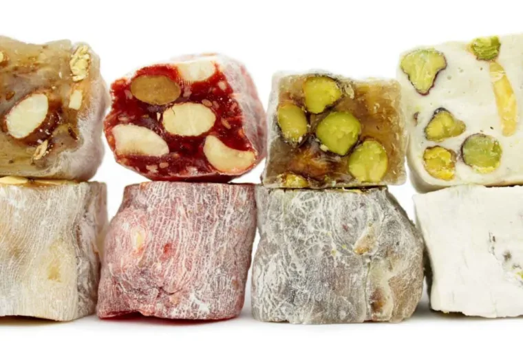 نرخ انواع شیرینی در ۴۰ سال پیش/ناپلئون خامه ای ۵۰۰ ریال