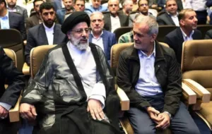 پزشکیان راه رئیسی را می رود یا راه خودش را؟