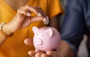 پس‌انداز پول «حتی به مقدار کم» باعث بهبود کیفیت خواب می‌شود