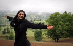 بازیگر زن شیرازی «شبکه جم» را ول و به ایران بازگشت