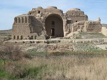 فیلم 1800 سال پیش کاخ اردشیر پاپکان بنیان گذار امپراطوری ساسانی