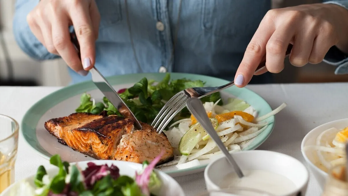 اشتباهات رایج در قبل و بعد غذا خوردن