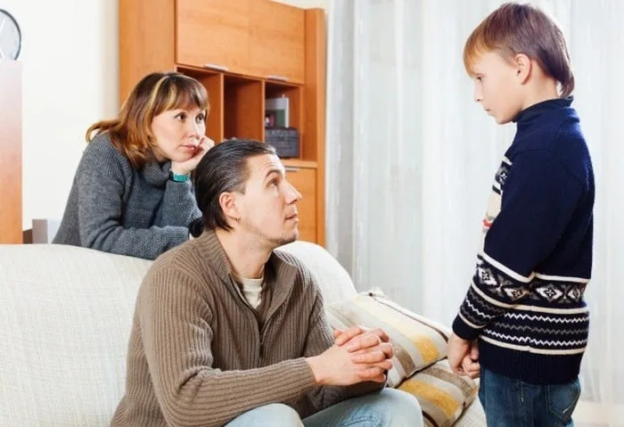 با کودک حاضر جواب این گونه رفتار کنید