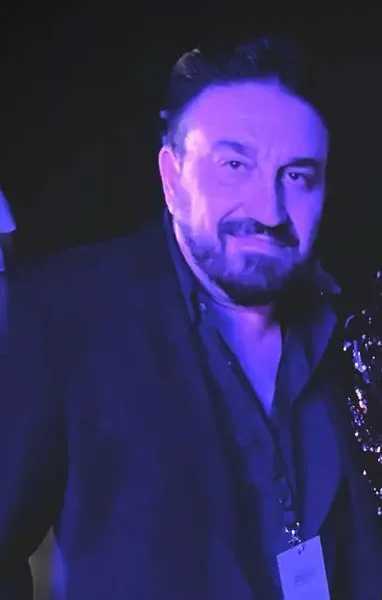 رابرت دهنوشی jpg