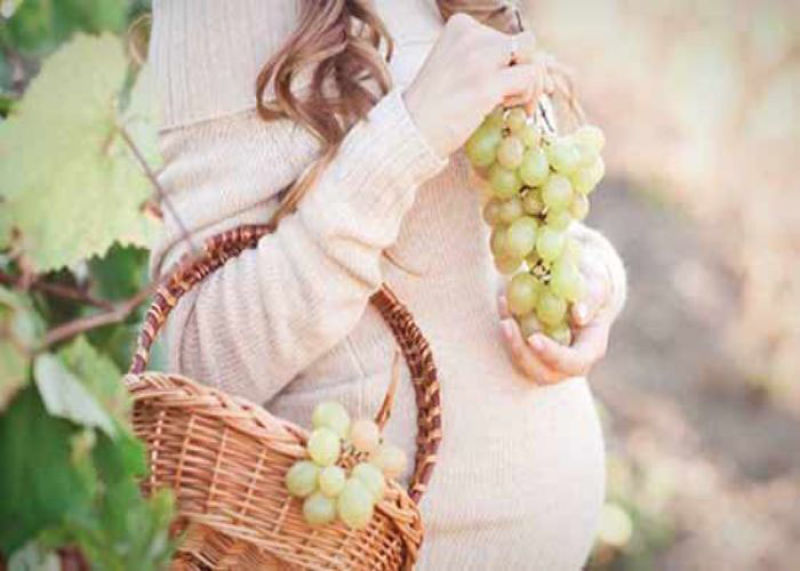 خواص انگور برای خانم های باردار