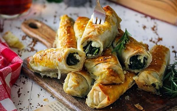 طرز تهیه بورک اسفناج