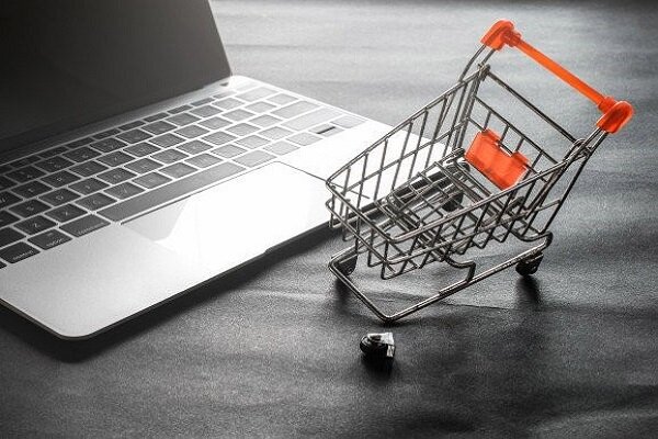 راهکارهای داشتن یک خرید اینترنتی ایمن که کلاهتان را برندارند