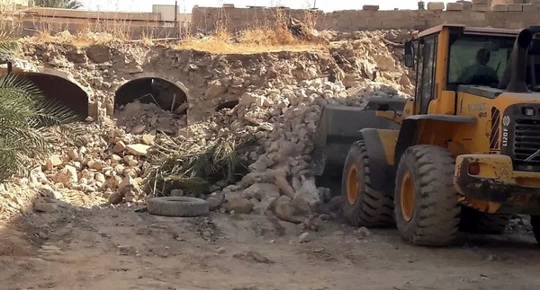 یکی از خانه های تاریخی کازرون برای همیشه از بین رفت/تاریخزدایی از چهرۀ کازرون ادامه دارد 1 خانه تاریخی